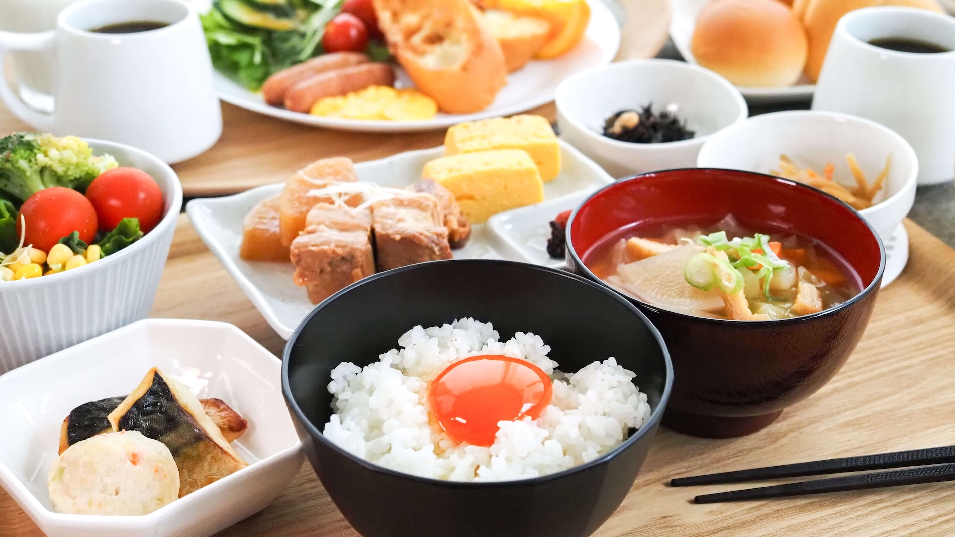 グリーンコア＋1の朝食ビュッフェ全体