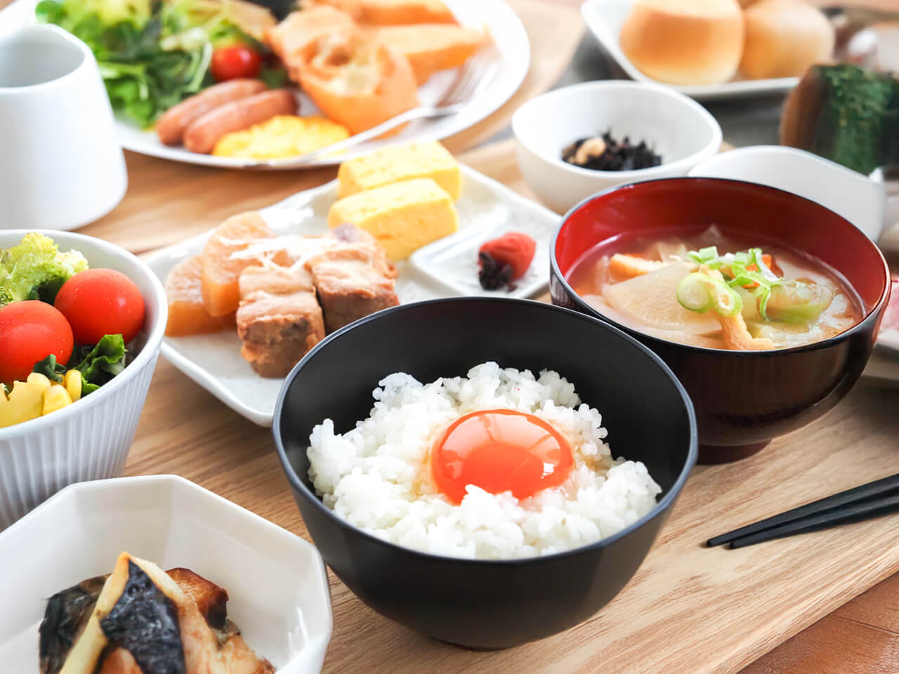 朝食 イメージ